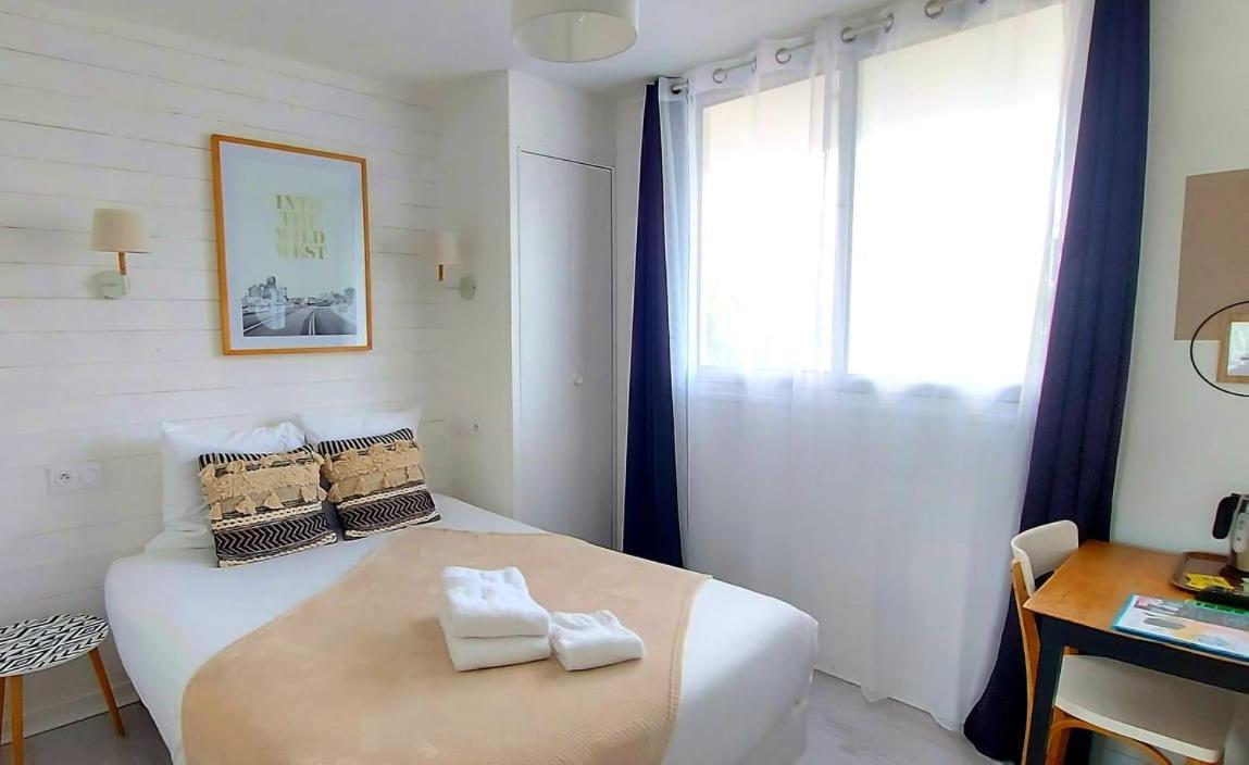 Hotel La Croisette & Restaurant Bistrot Gantier En Centre Ville Royan Eksteriør billede