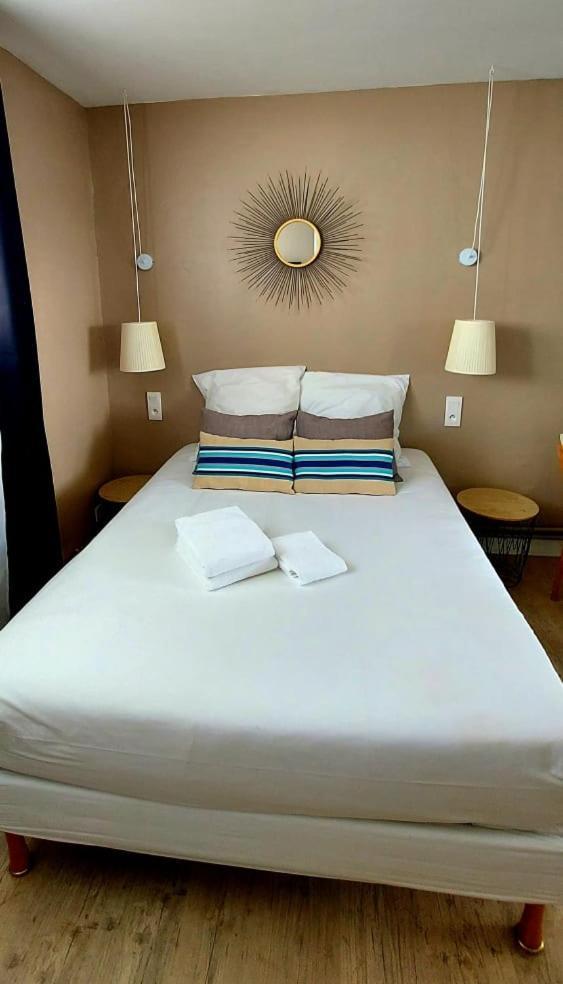 Hotel La Croisette & Restaurant Bistrot Gantier En Centre Ville Royan Eksteriør billede