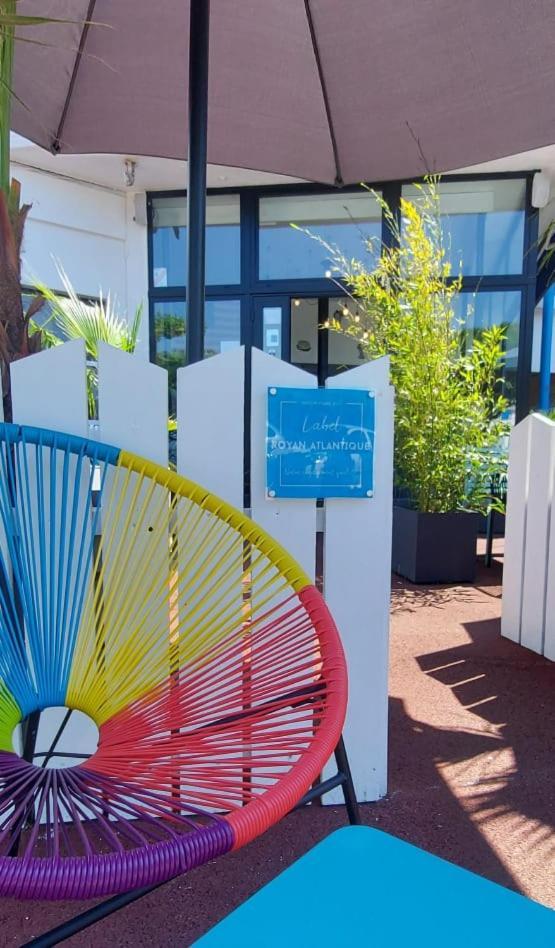 Hotel La Croisette & Restaurant Bistrot Gantier En Centre Ville Royan Eksteriør billede